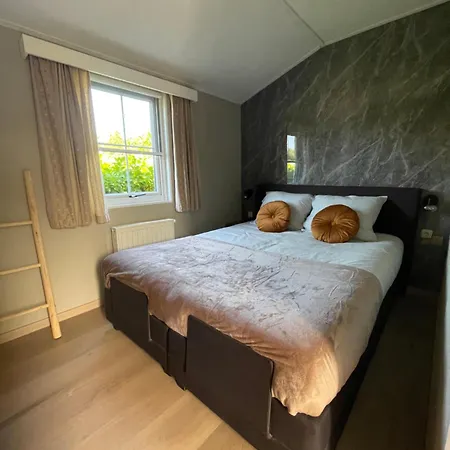 Casa Kiba Met Prive Combinatie Sauna בקתה Schijndel